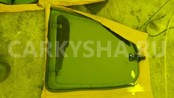 Стекло собачника Peugeot 206 