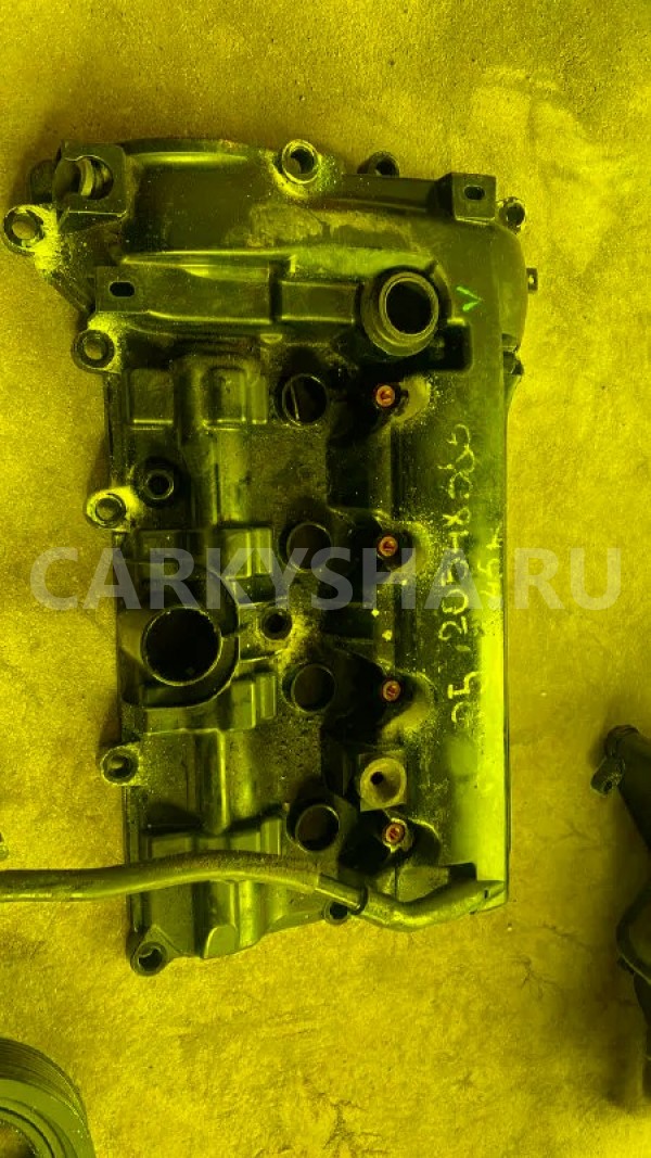 Клапанная крышка Mazda Axela 