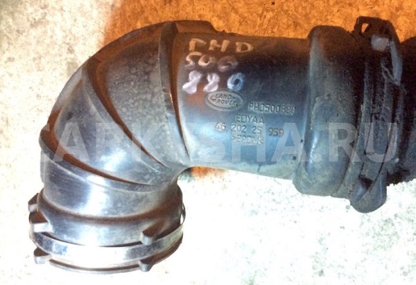 Патрубок с фильтра 3.6 TDV8 Land Rover Range Rover III Рестайлинг оригинальный номер LR010555