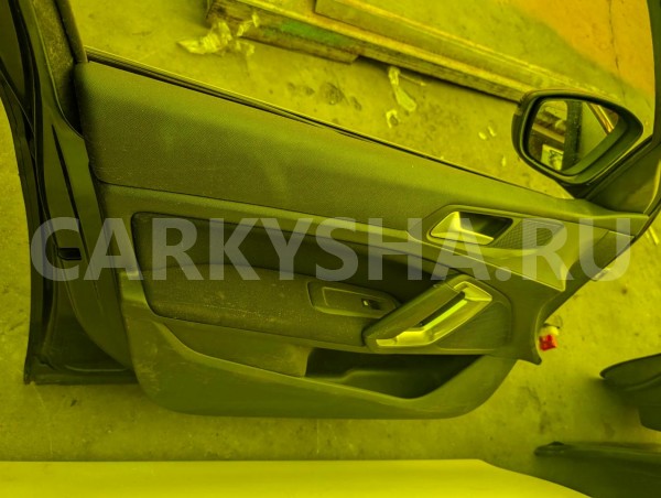 Дверь Peugeot 308 