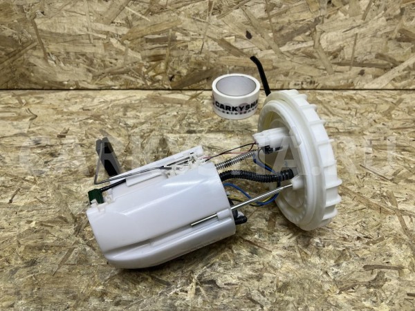 Топливный насос Lexus RX IV Рестайлинг  оригинальный номер 77020-48250