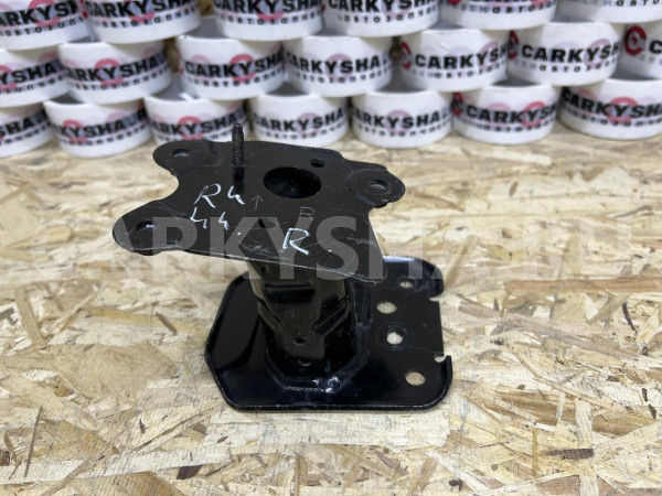 Кронштейн усилителя задний правый Toyota RAV 4 IV (CA40) Рестайлинг оригинальный номер 52015-42011