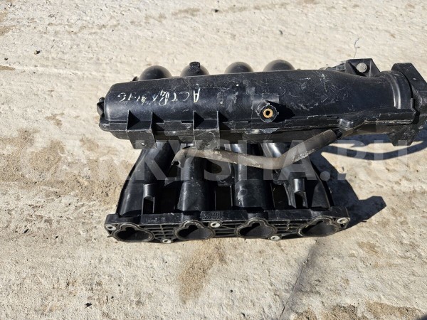 Коллектор впускной Nissan Presage 