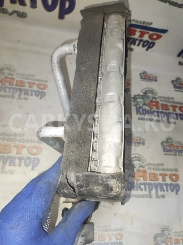 Испаритель кондиционера Nissan Liberty 