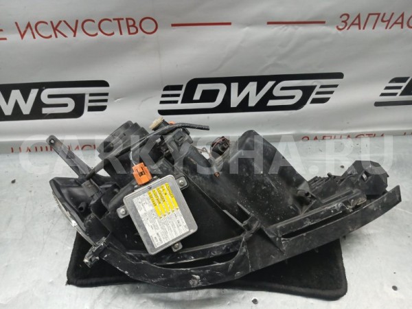 Фара Mazda Axela 