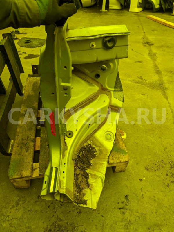 Лонжерон Volvo C70 