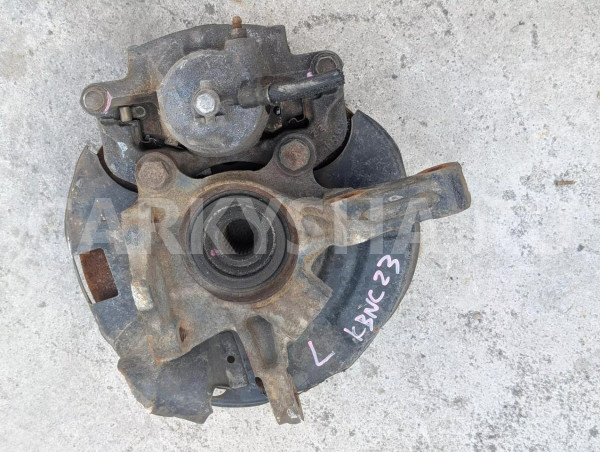 Ступица Nissan Serena 