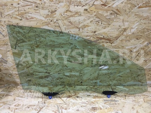 Стекло передней правой двери Toyota Camry VIII (XV70) оригинальный номер 68101-06360
