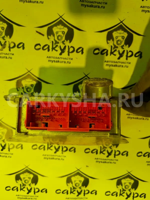 Блок srs Honda Stepwgn 