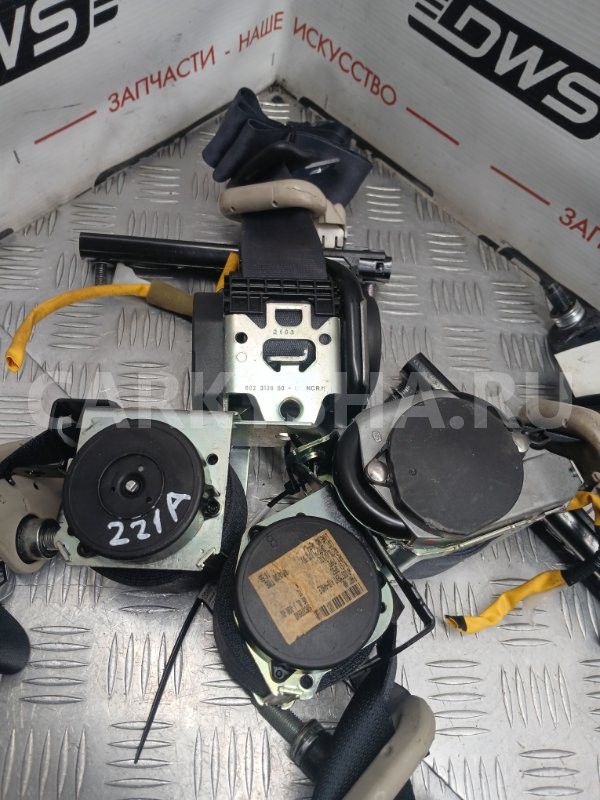 Ремень безопасности Mitsubishi Colt 