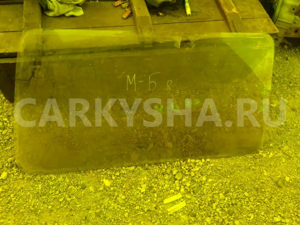 Стекло собачника Mazda Bongo 