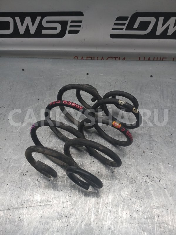 Пружина подвески Nissan Serena 