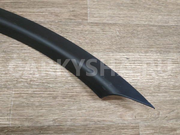 Накладка заднего крыла правого Mitsubishi Outlander оригинальный номер 7407A304